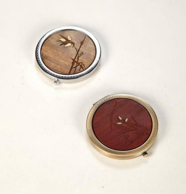 紫檀、金絲楠平面鏡（陰刻竹，嵌黃銅片)
