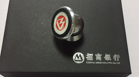 招商銀行定制款車載手機(jī)支架